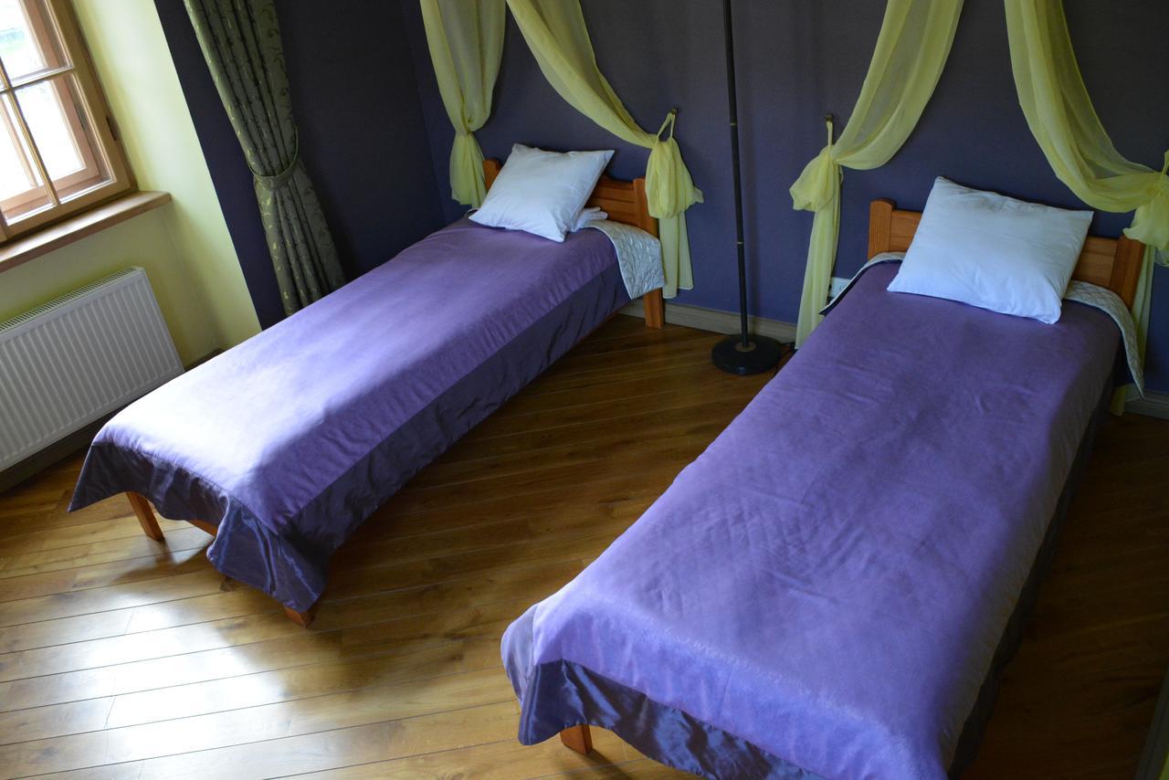 Albergue Dundagas Pils Habitación foto