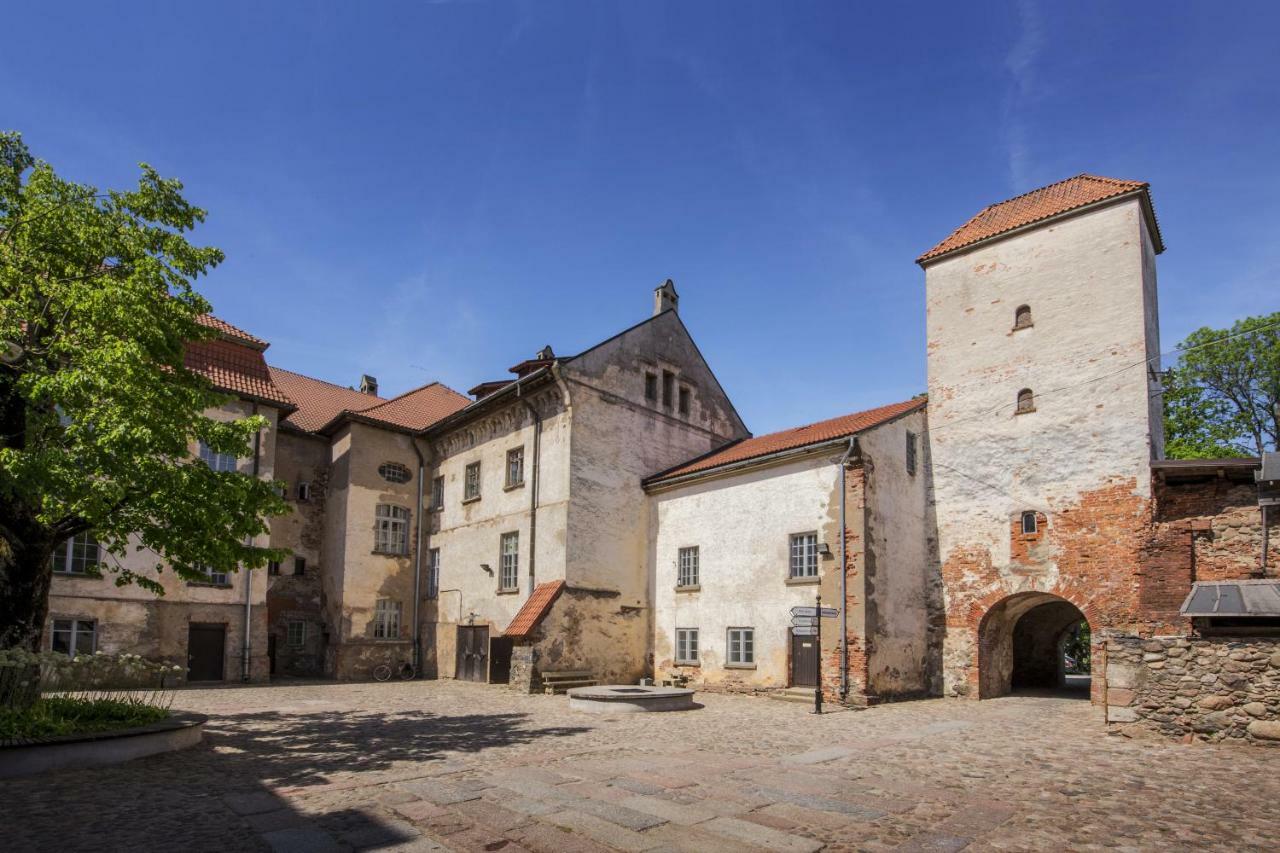 Albergue Dundagas Pils Exterior foto